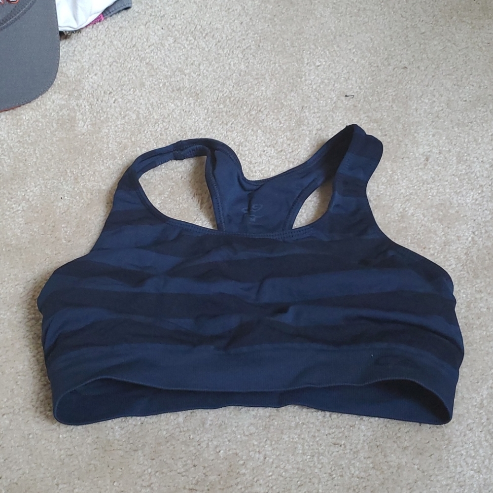 Sports bra